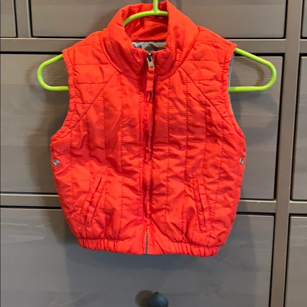 OshKosh B’gosh vest, 6 months